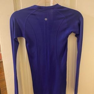 Lululemon swifty long sleeve size 2